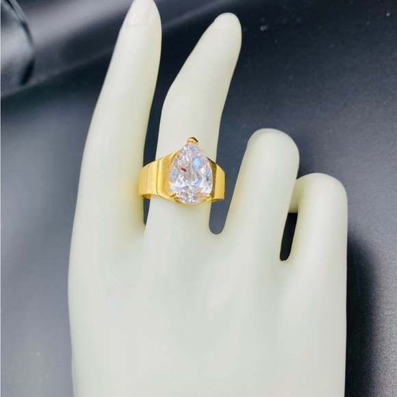 10K Gold Filled Ring with Brilliant Cubic Zirconia Pear Shaped Stone Wide Band